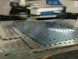 深圳金騰達(dá)鋁單板廠(chǎng)2.0mm氟碳沖孔鋁單板幕墻商店門(mén)頭沖孔鋁單板外墻