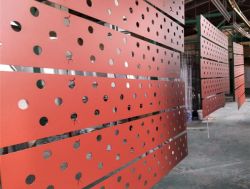 珠海金騰達(dá)3.0mm鋁單板廠(chǎng)紅色沖孔鋁單板商業(yè)街招牌圓形孔鋁單板幕墻